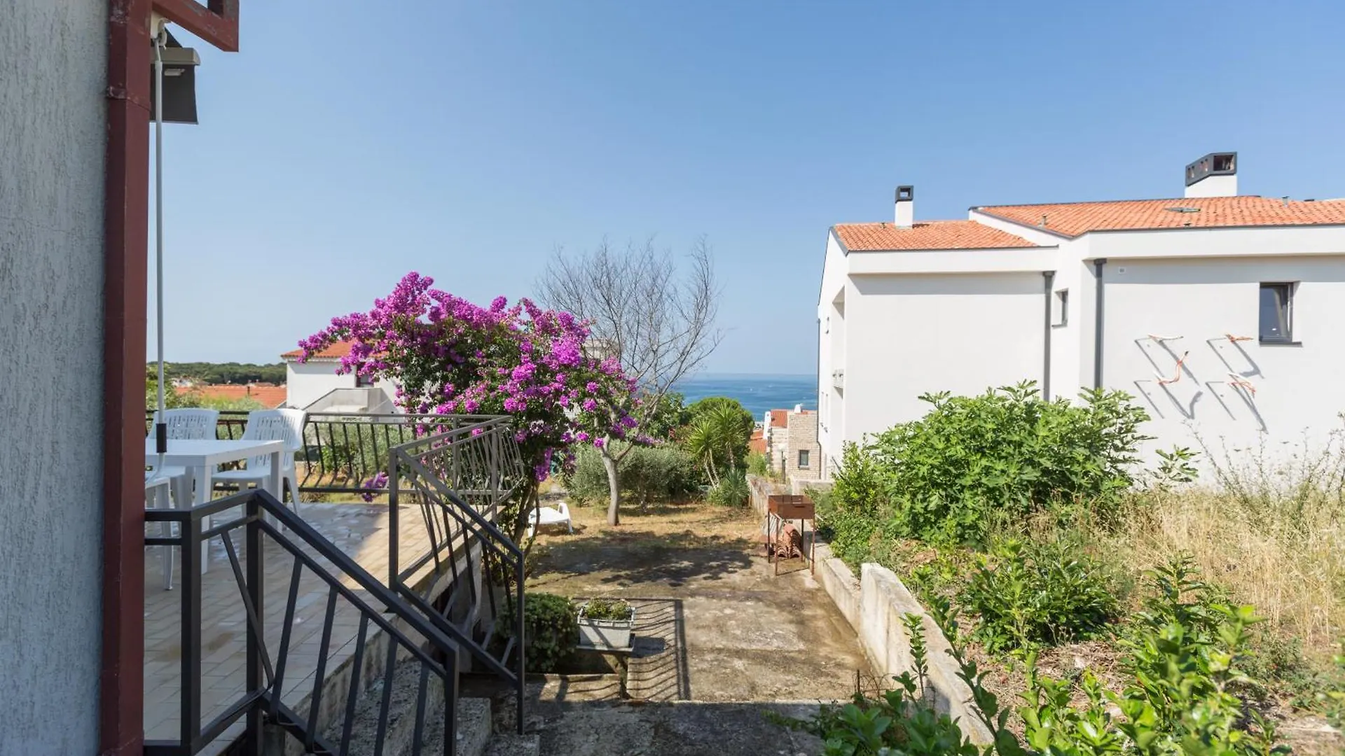 Sandy Bay Apartments With Pool Pjescana Uvala