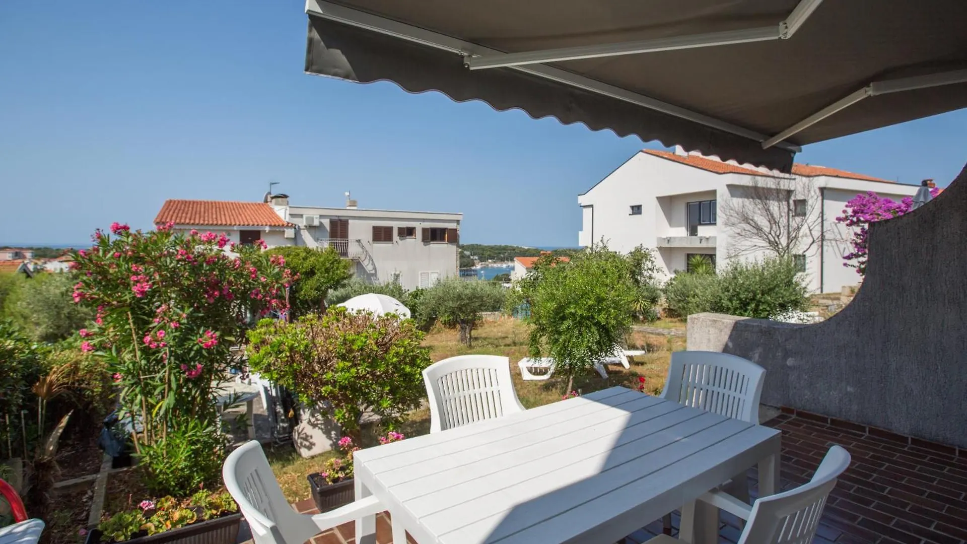Sandy Bay Apartments With Pool Pjescana Uvala Croatia